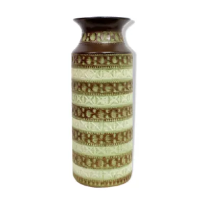 Vase WG en céramque par Bay ceramic