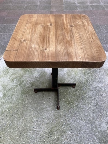 table Charlotte Perriand  Les arcs 1969(2)