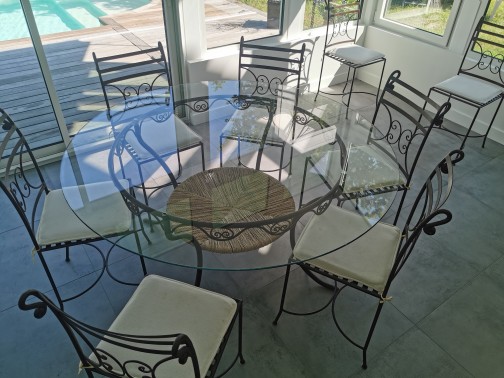 Lot table ronde en verre et 10 chaises(3)