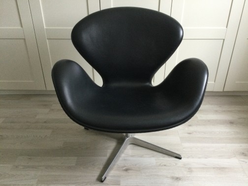 SWAN Fritz Hansen Arne Jacobsen